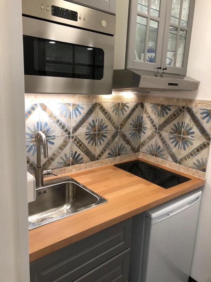 3* Vue Parking Regina Et Golf Apartment *